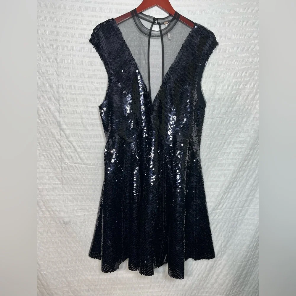 Free people women’s Dance Till Dawn sequins mini black dress size large